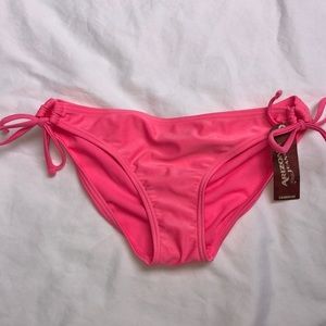 Bathing suit bottoms